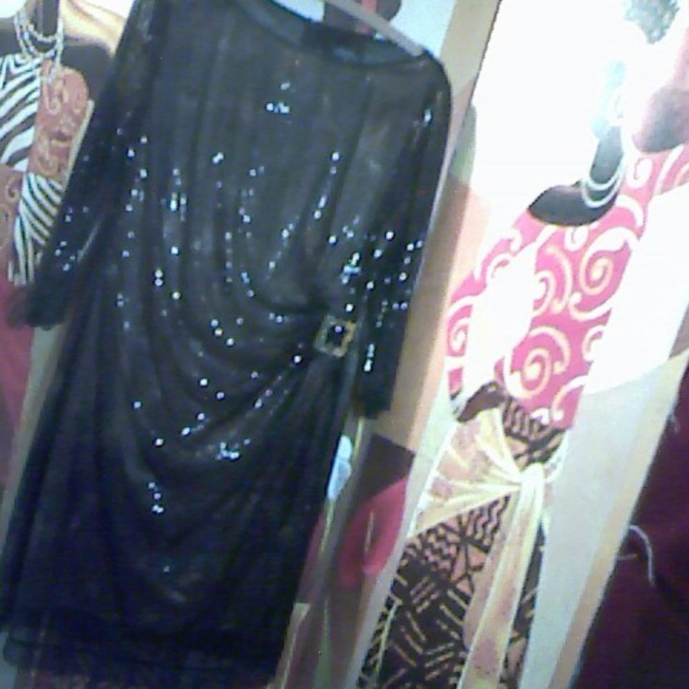 Tahari  SZ 14 Black W/Tan Slip Buckle NWOT